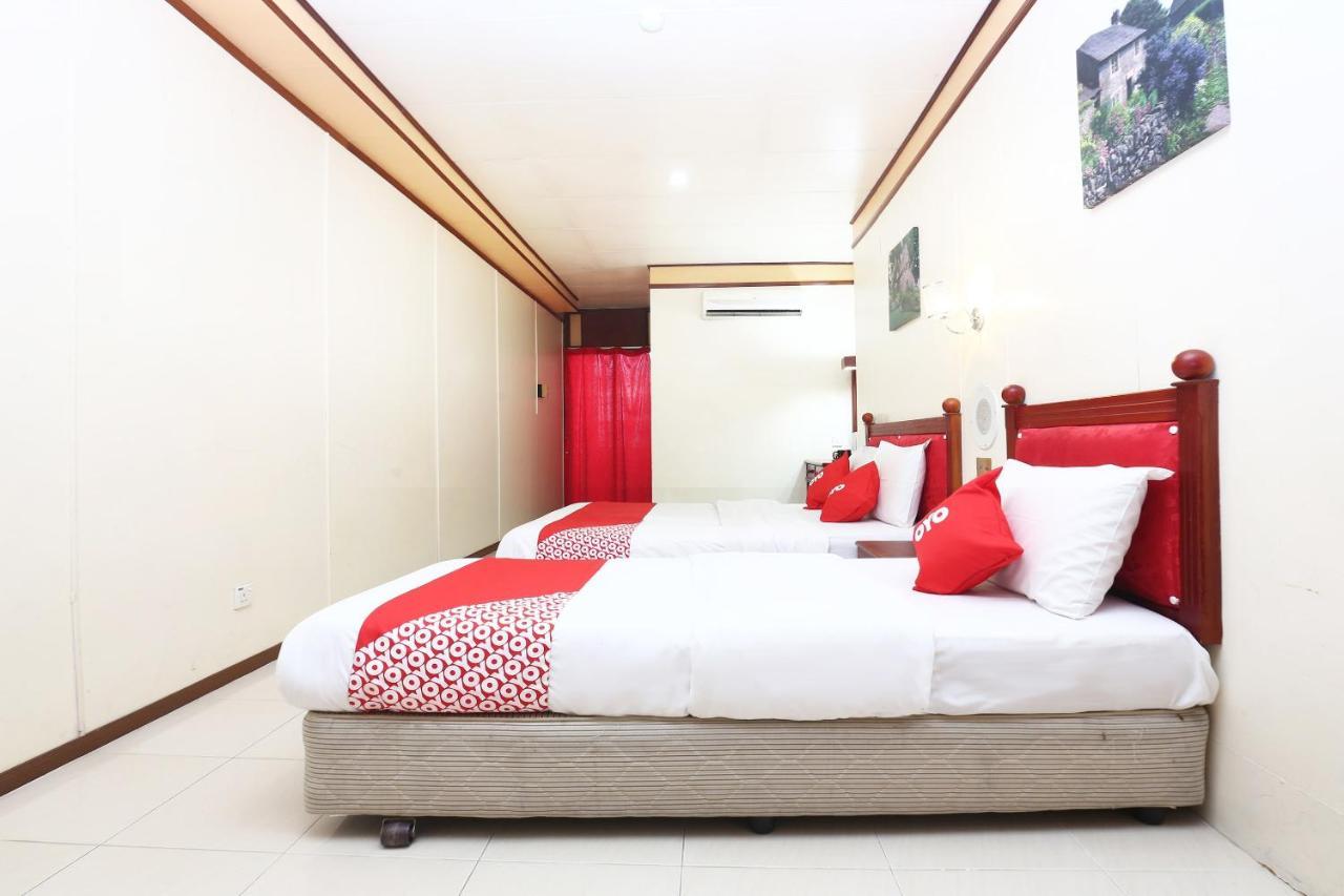 Oyo 89489 Al Ansar Hotel Kota Bharu Buitenkant foto