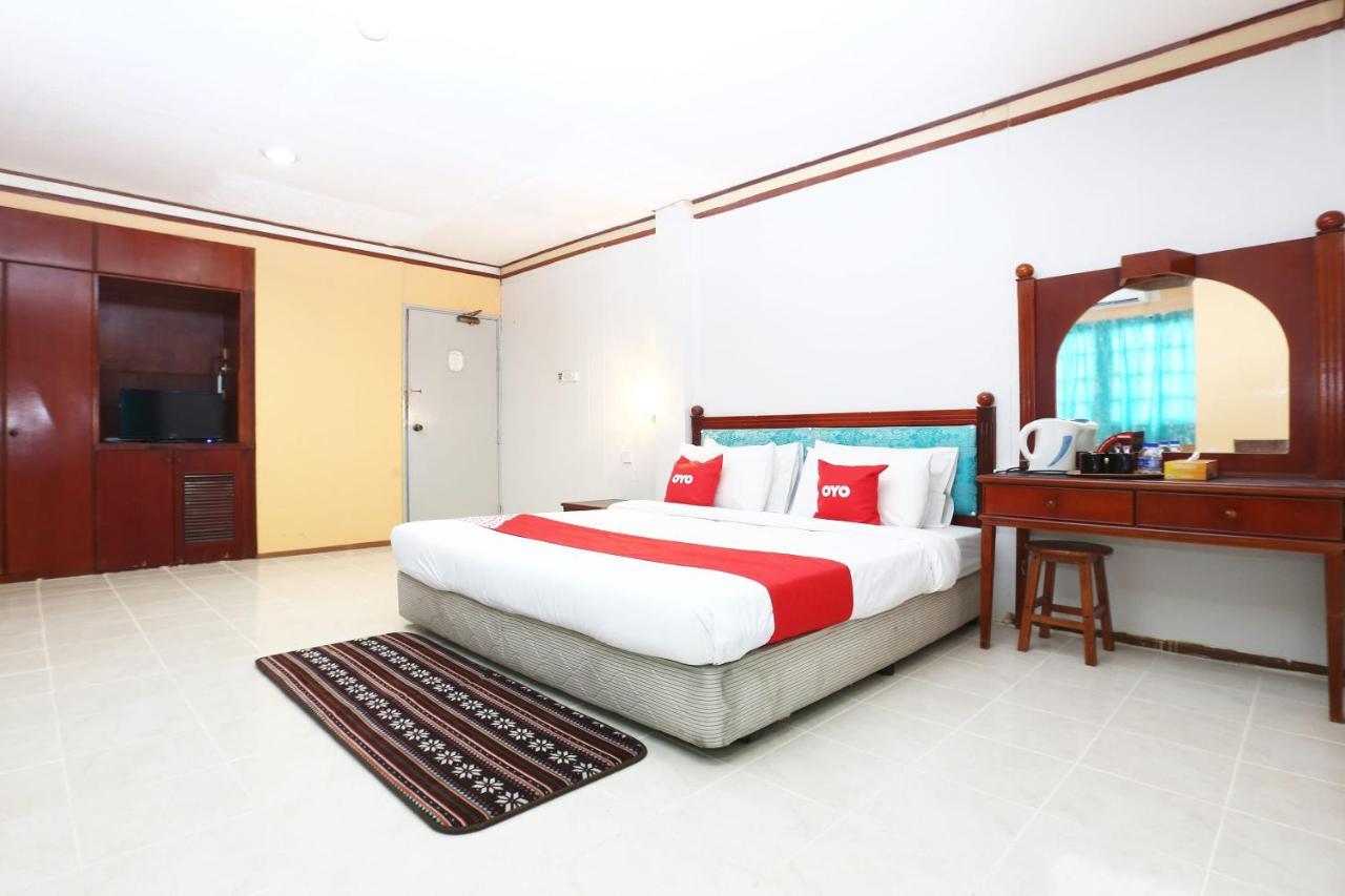 Oyo 89489 Al Ansar Hotel Kota Bharu Buitenkant foto