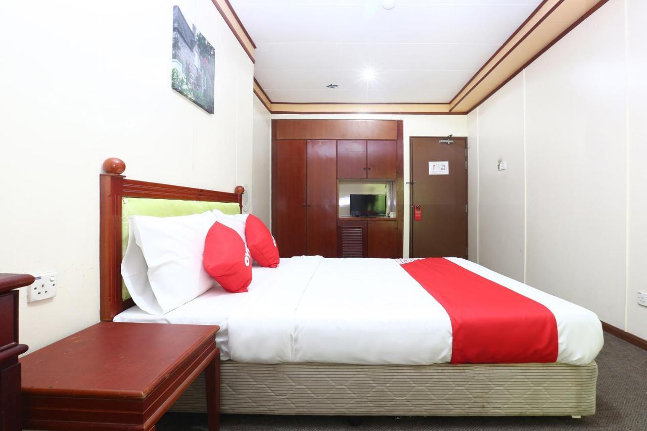 Oyo 89489 Al Ansar Hotel Kota Bharu Buitenkant foto