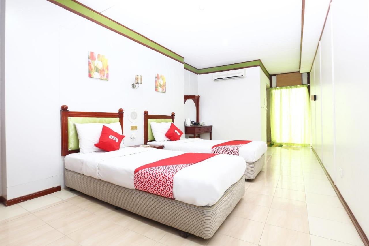 Oyo 89489 Al Ansar Hotel Kota Bharu Buitenkant foto
