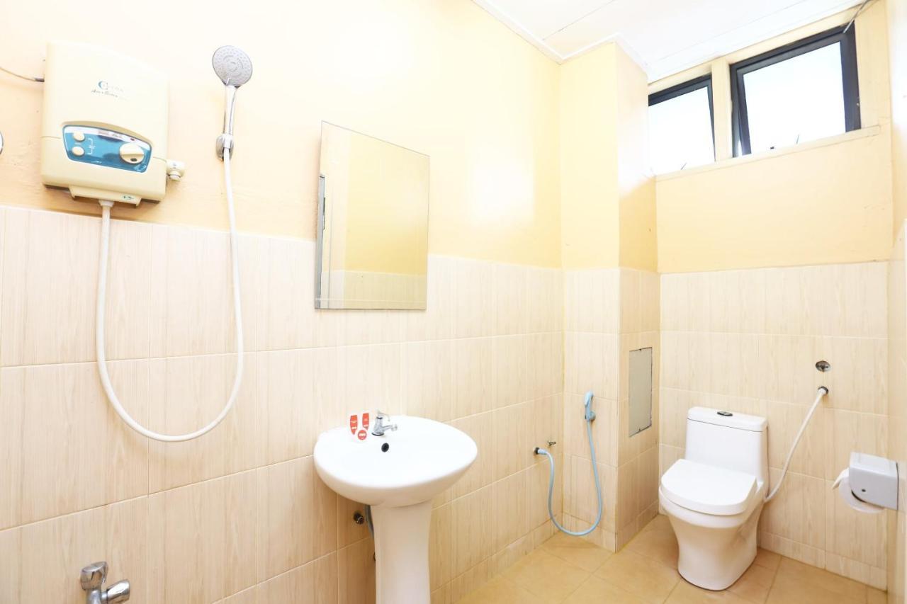 Oyo 89489 Al Ansar Hotel Kota Bharu Buitenkant foto