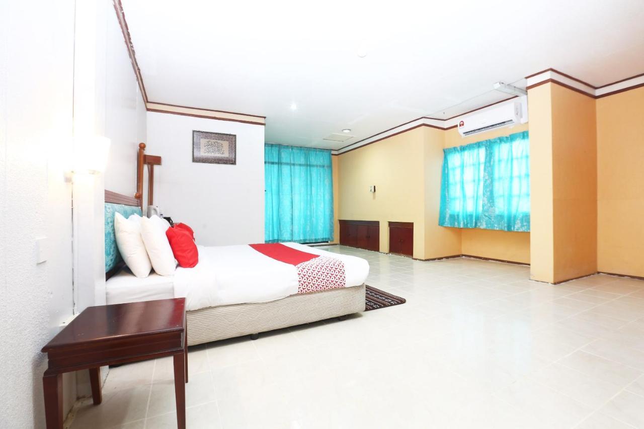 Oyo 89489 Al Ansar Hotel Kota Bharu Buitenkant foto