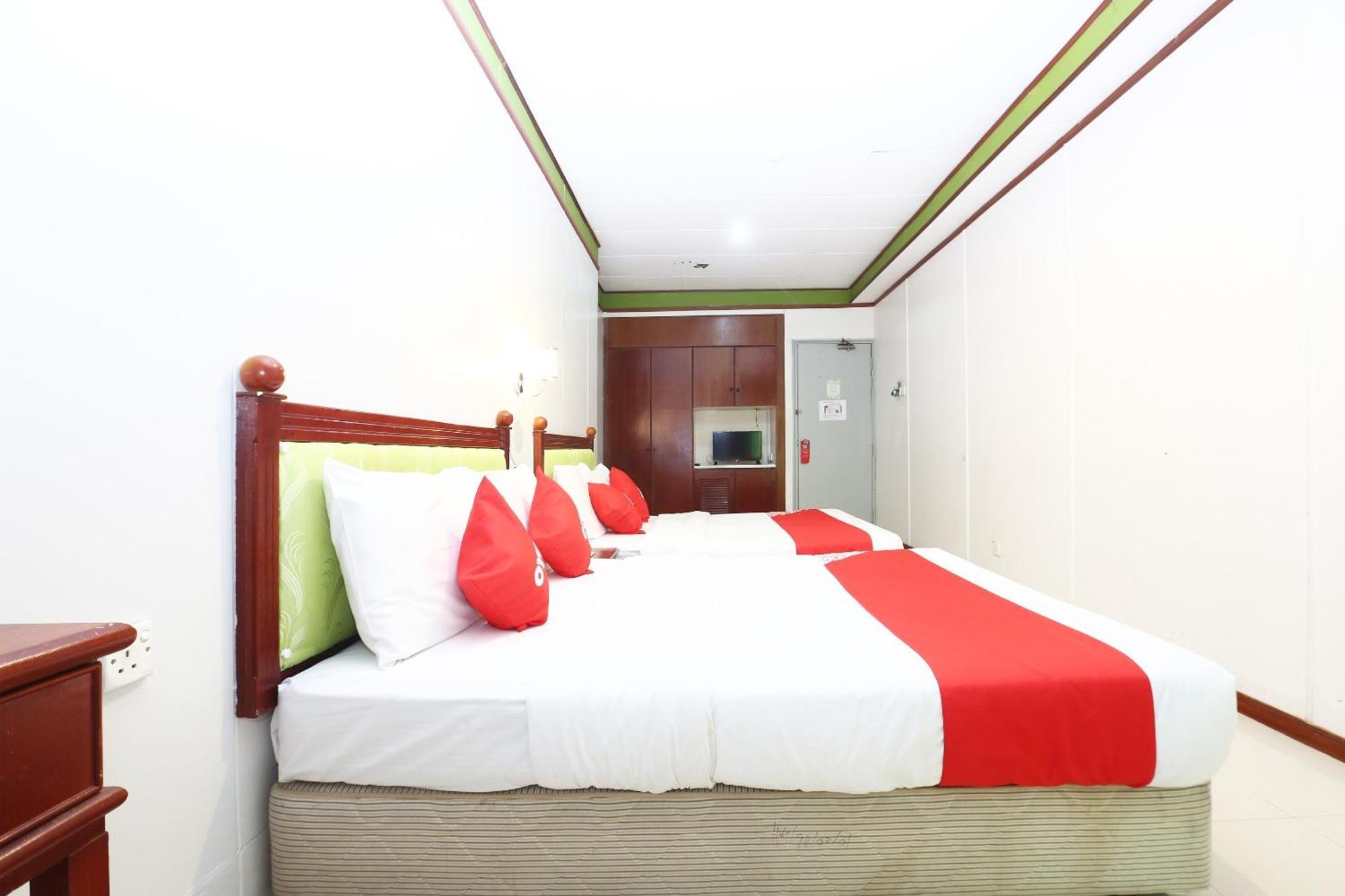 Oyo 89489 Al Ansar Hotel Kota Bharu Buitenkant foto